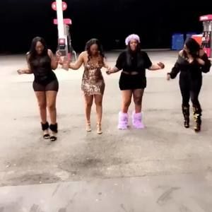 Meet your Posher, Lala